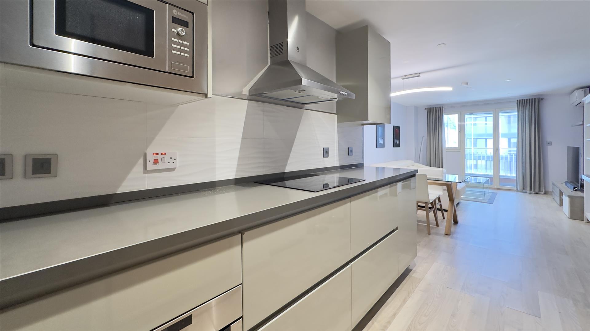 Image of Apartment - 2 Bedrooms - 1 Bathrooms for Sale in Beach View Terraces-Gibraltar, Image 4